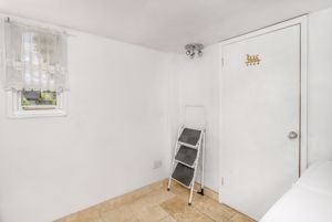 Photo 28- click for photo gallery